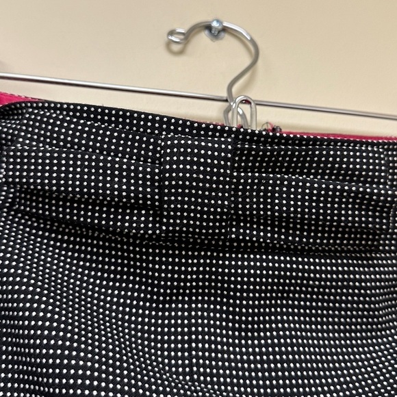Banana Republic Mini Skirt - Picture 4 of 8